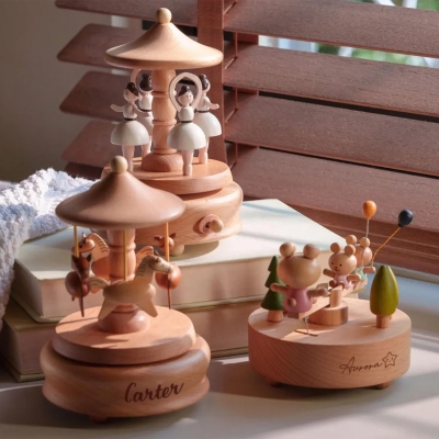 Personalized Wooden Music Box with Name, Handcrafted Vintage Musical Keepsake, Nursery Decor, Baby Shower/Birthday/Anniversary Gift for Newborns/Kids