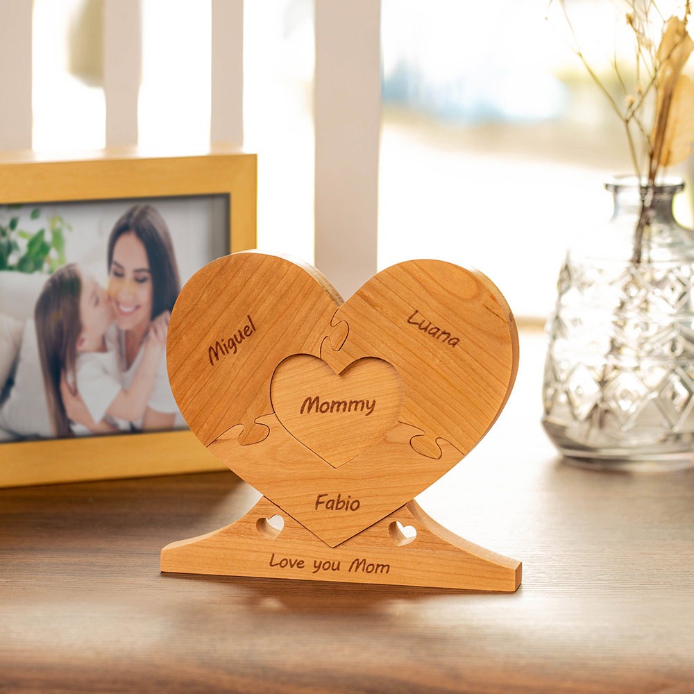 Custom Family Puzzle 1 to 12 Pieces with Names to Be a Heart
