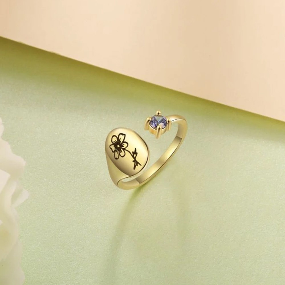Personalized Birth Flower Birthstone Ring for Mom