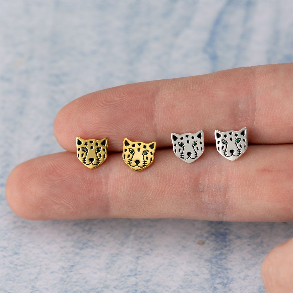 earrings leopard