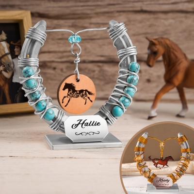 Pendentif Fer à Cheval Et Cheval En Acier Inoxydable - Porte-Bonheur - Bijou Unisexe Élégant