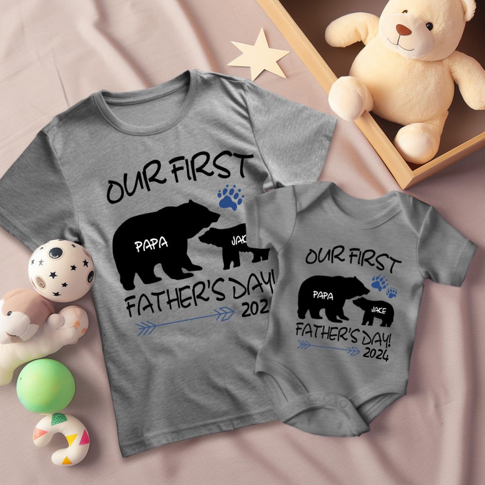 Personalizzato Daddy Bear &amp; Baby Bear T-Shirt, La nostra prima camicia per la festa del papà, Regalo di famiglia, Camicia abbinata in cotone, Regalo per la festa del papà, Regalo per papà/bambino