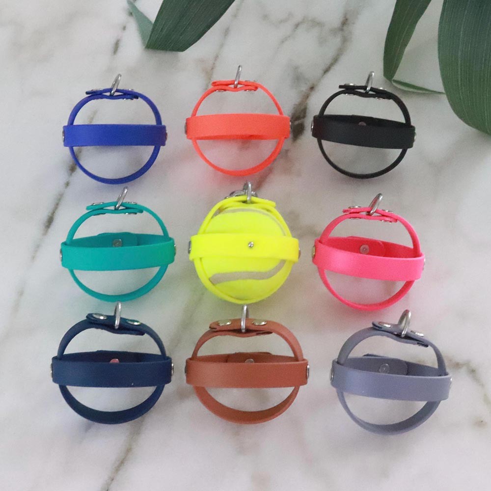 Personalized Name Dog Ball Holder, Dog Accessories, Leash Attachment, Fetch Ball for Dogs, Interactive Toy,Toy to Play Outside, Fun Tennis Ball Keeper