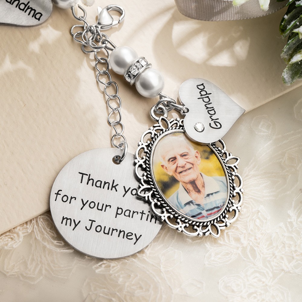 Customized Lace Oval Photo Bouquet Charm for Bridal Memorial Bouquet, With Heart Engraved Pendant, Memorial Wedding Gift for Bride