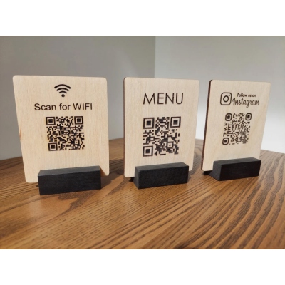 Custom Engraved Wooden QR Code Sign: Restaurant Menu Display