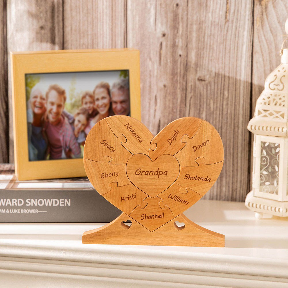 Custom Family Puzzle 1 to 12 Pieces with Names to Be a Heart