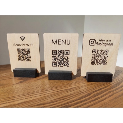 Custom Engraved Wooden QR Code Sign: Restaurant Menu Display