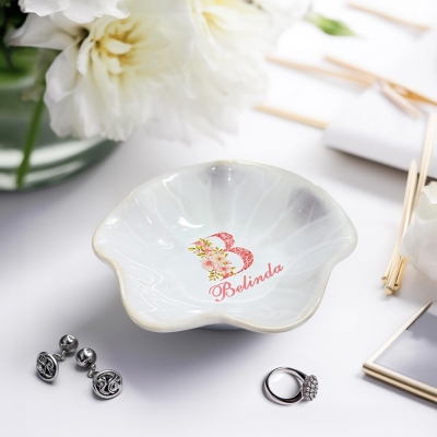 engagement gifts for women