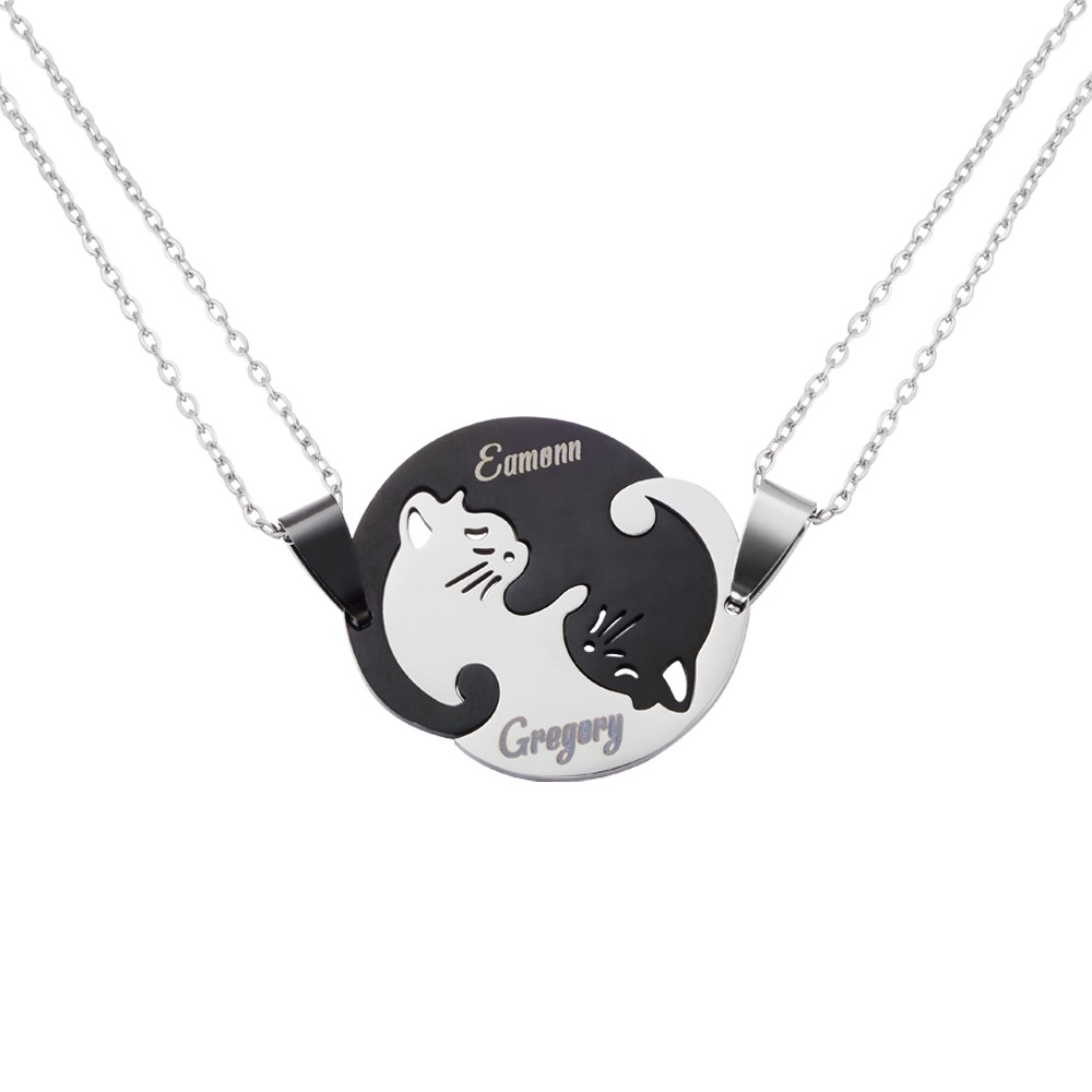 Collier de chat noir et blanc personnalisé, ensemble de 2, collier d’amitié, collier de sœur, bijoux de meilleur ami, cadeau pour amoureux/ami/elle de chat