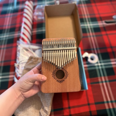 Personalized Engraved Name 17-Key Kalimba, Wooden African Thumb Piano with Text, Musical Instrument, Birthday Gift for Kids/Adults/Music Enthusiasts