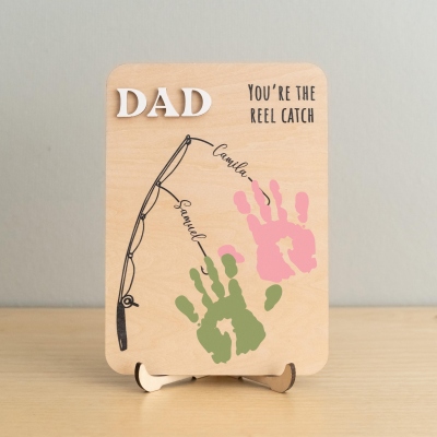 Personalized Fishing Family 1-3 Handprint Sign with Name, Wooden Funny Home Decor, Birthday/Anniversary/Father’s Day Gift for Dad/Grandpa/Family