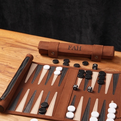 Personalized Leather Backgammon Set with Name, Vintage Travel Portable Roll-Up Board, Game Night Accessories, Birthday Gift for Chess Lovers/Groomsmen