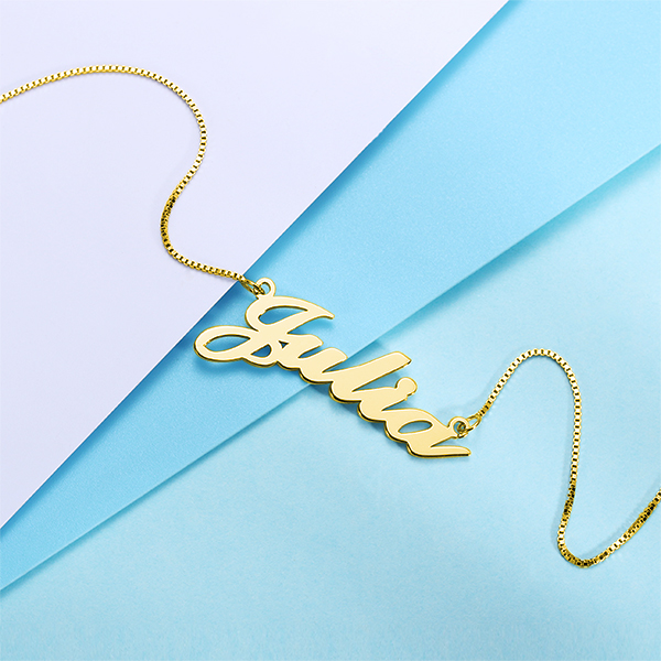 Classic Name Necklace in 18k Gold Plated