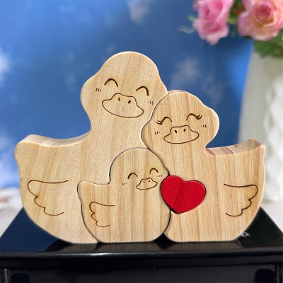Personlig söt familjepusselskylt med hjärta, anpassad träfamiljesuvenir med 2-5 namn, mors dag/födelsedagspresent till mamma/pappa/morföräldrar