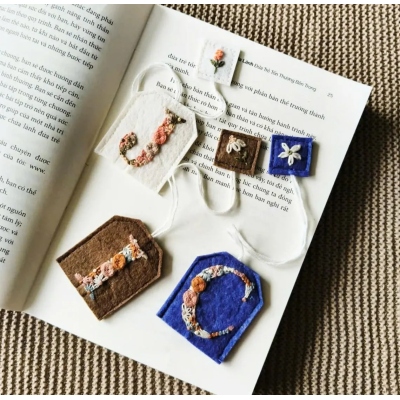 Personalized Embroidered Alphabet Tea Bag Bookmark, Handmade Felt Floral Bookmark, Reading Accessory, Birthday Gift for Book Lovers/Teacher/Readers