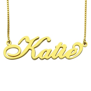 Personalized Carrie Nameplate Necklace in Gold