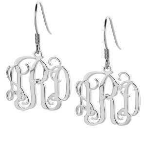 Personliga sterling silver monogramörhängen