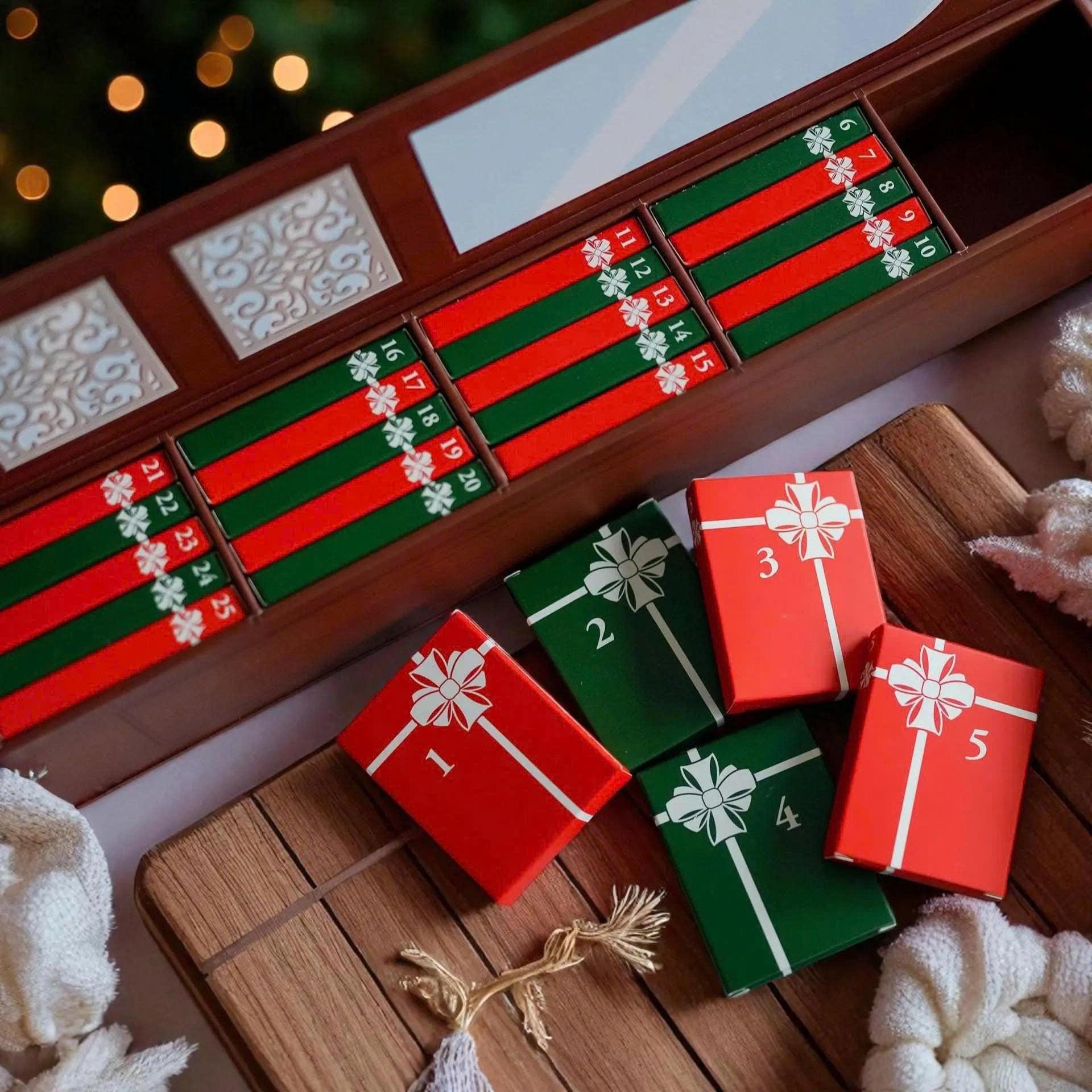 Christmas Book Advent Calendar 2025 | Mini Book Surprise Set |25 Day Countdown Box |Literary Gift for Readers |Xmas Decor |Cozy Gift | H38Y