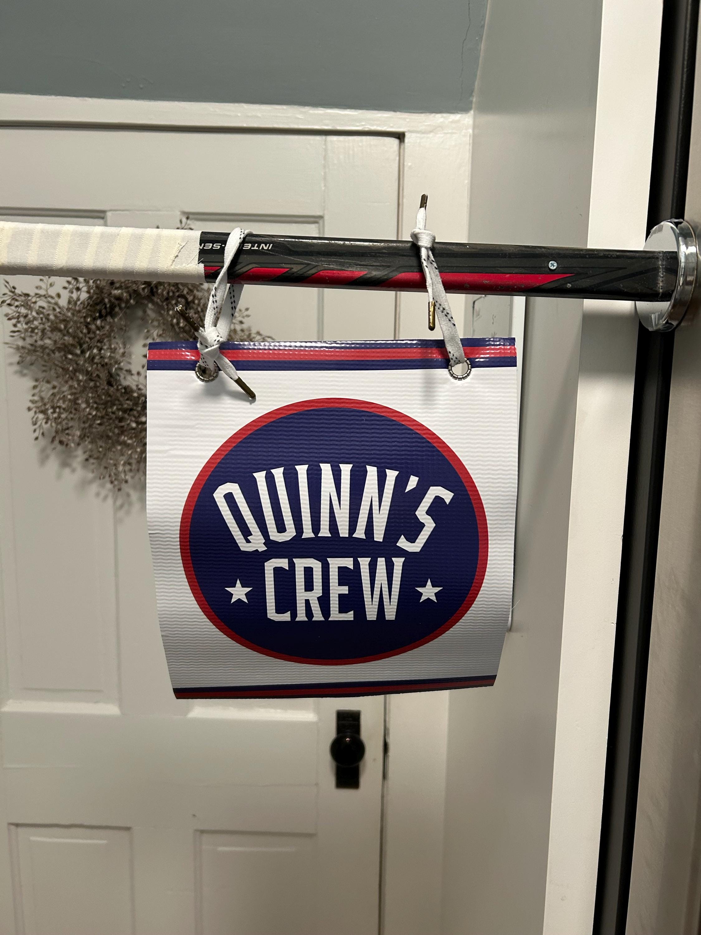 Magnetic Hockey Stick Banner for Locker Rooms