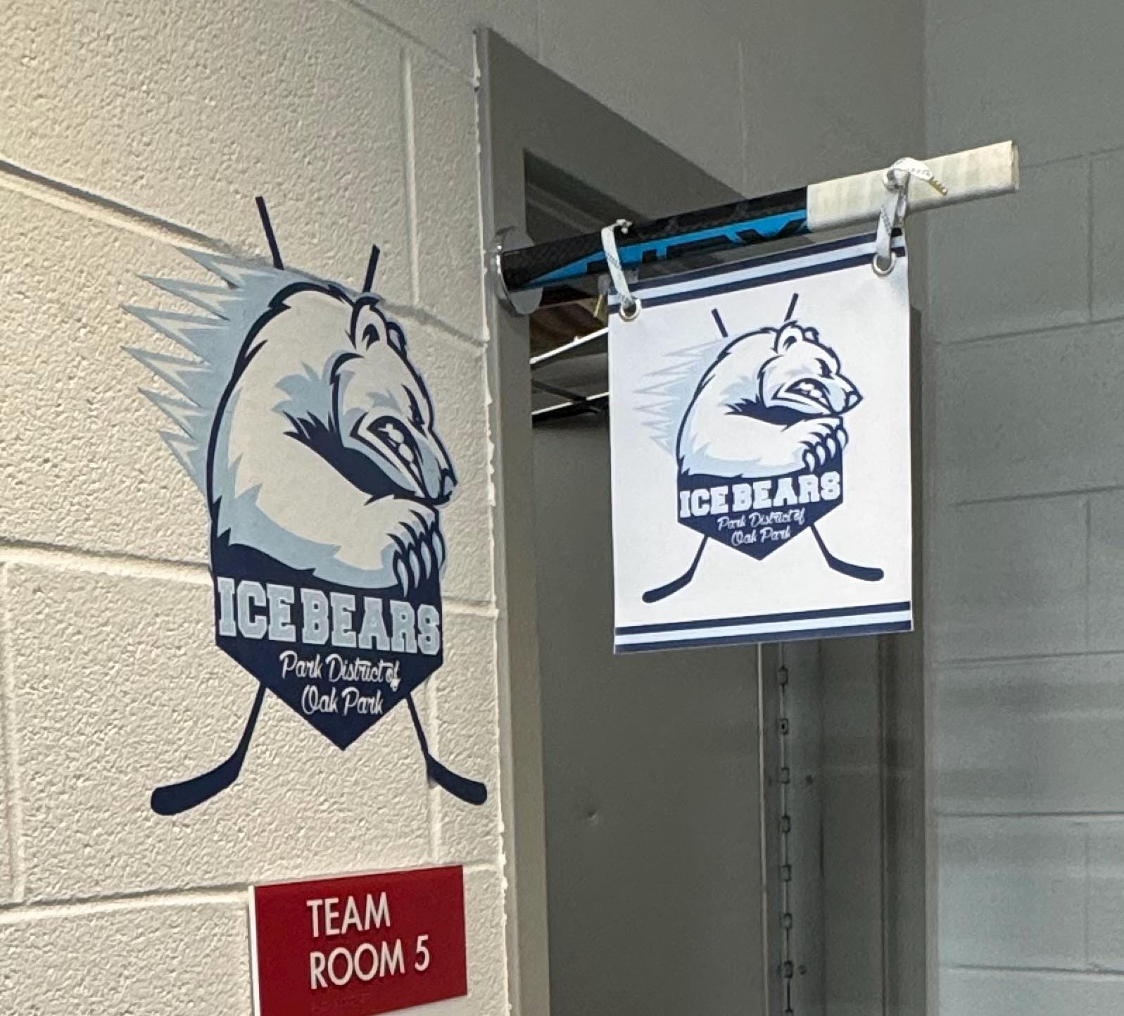 Magnetic Hockey Stick Banner for Locker Rooms