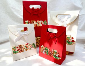 Custom Christmas Theme Name Paper Wrapping Bag with Ribbon, Bulk Christmas Eve Bags, Holiday Party Favors, Christmas Gift for Family/Friends/Kids