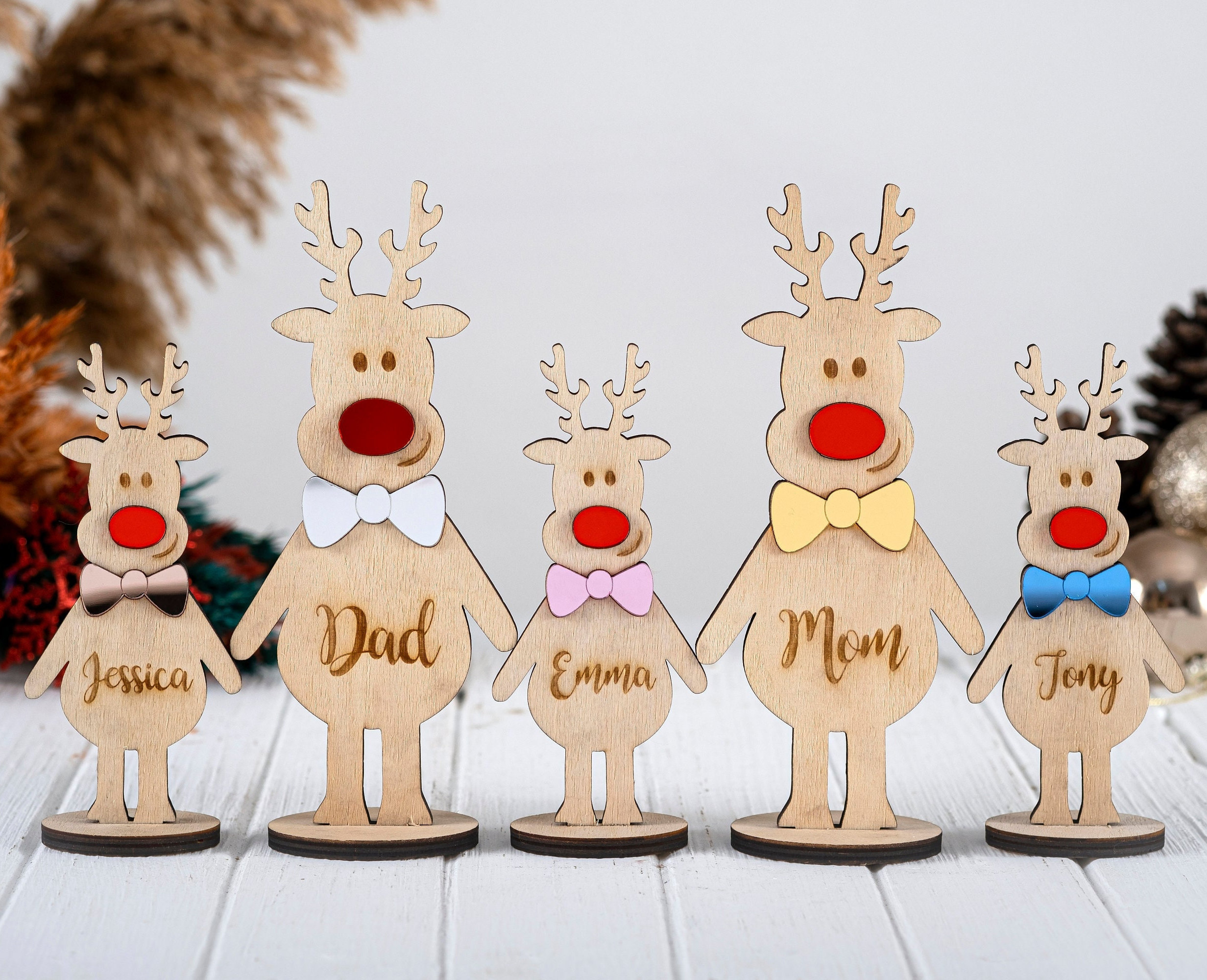 Personalized Wooden Reindeer Table Décor – Christmas Centerpiece – Holiday Home Accent – Family Name Gift – Standing Winter Decoration