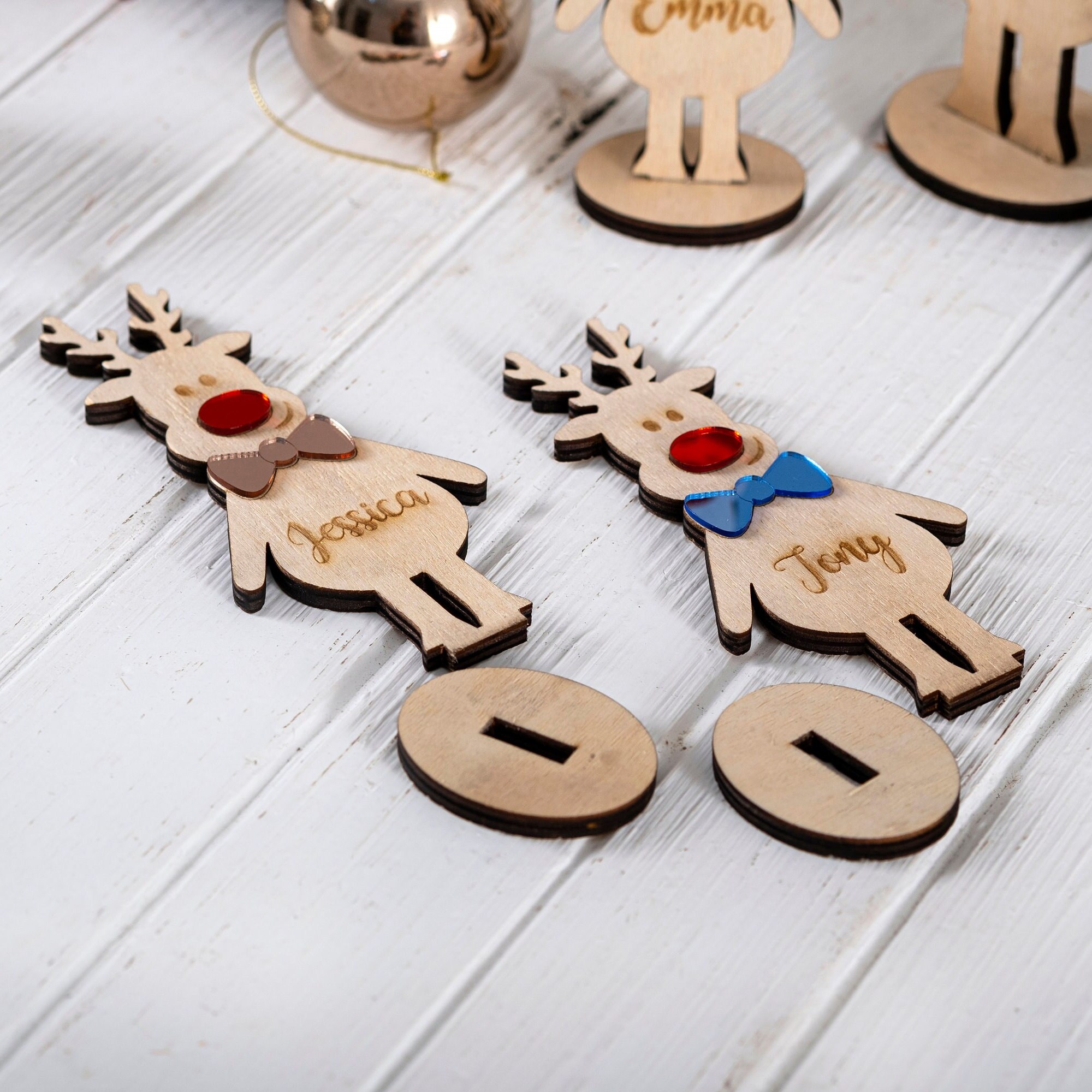 Personalized Wooden Reindeer Table Décor – Christmas Centerpiece – Holiday Home Accent – Family Name Gift – Standing Winter Decoration