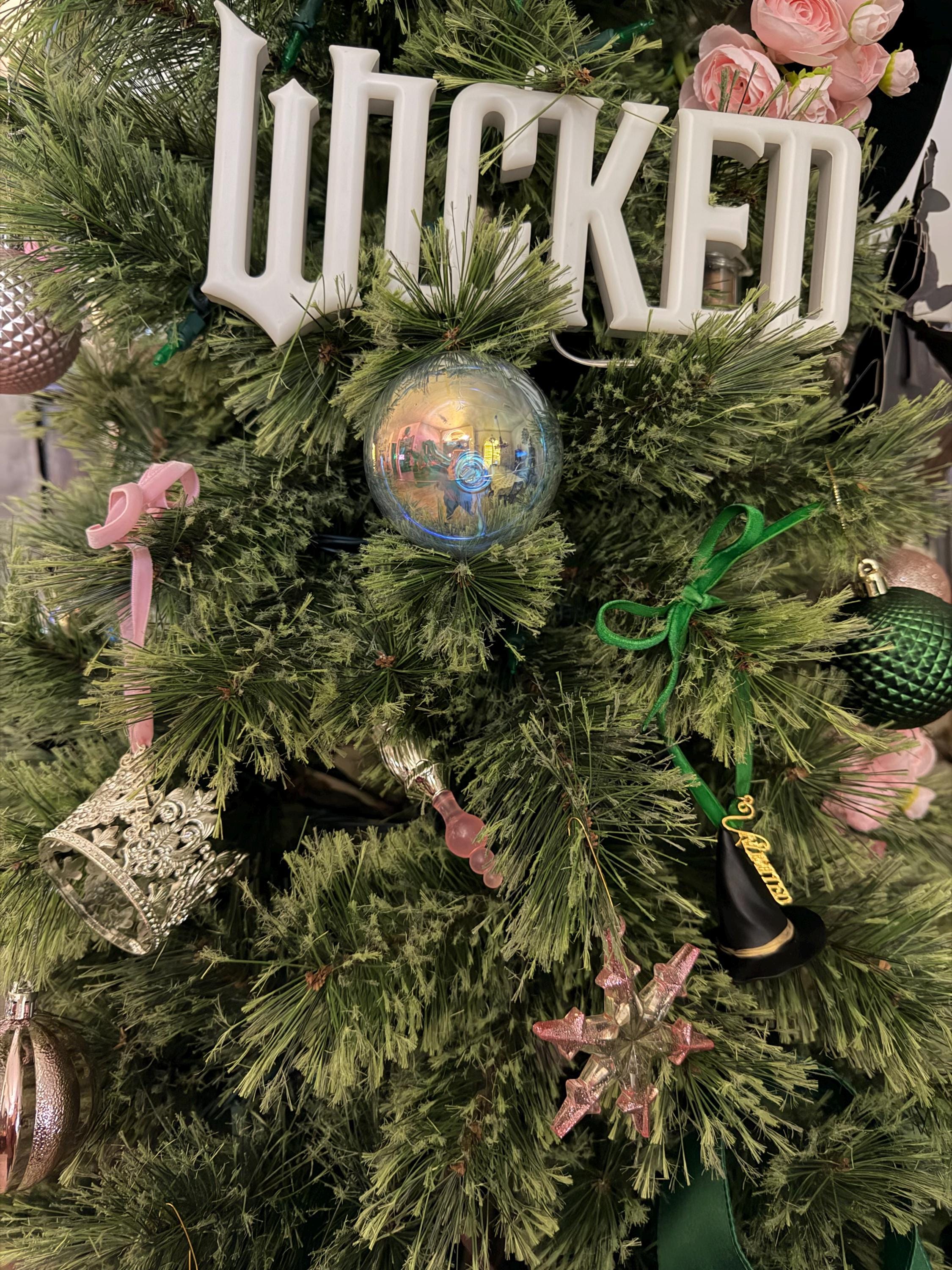 xo, Fetti Pink + Green Witch Ornament Set of 2  Christmas Tree Decorations Movie Holiday Party Cute Gift, Stocking Stuffer, Sparkle Shadow