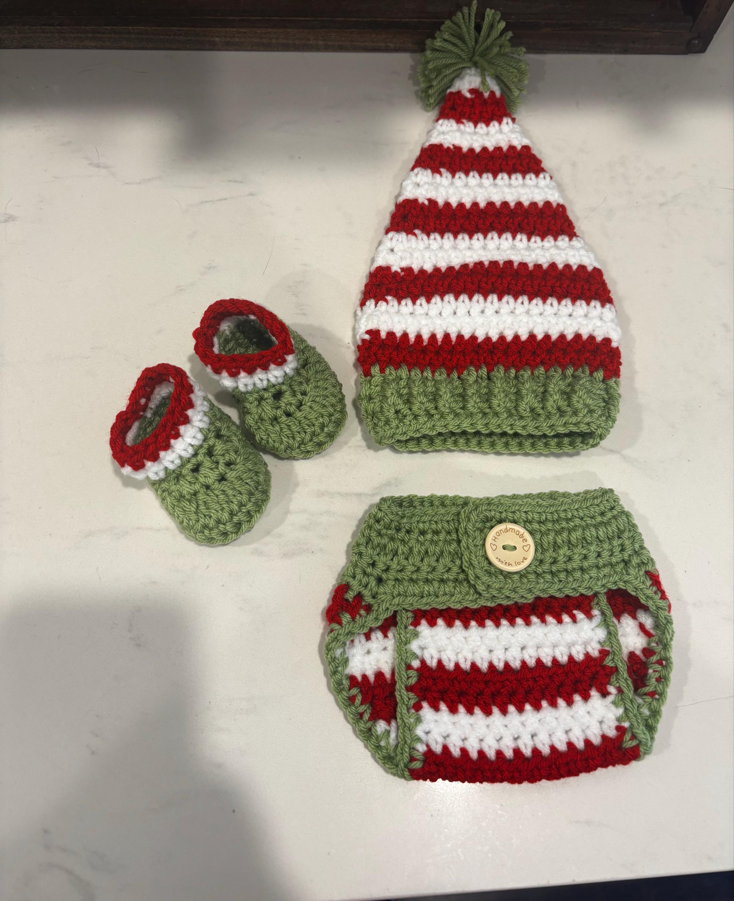 Baby Santa Outfit - Crochet Santa Hat and Diaper Cover - Baby Santa Set - Crochet Santa Outfit- First Christmas Outfit - Newborn Santa Set