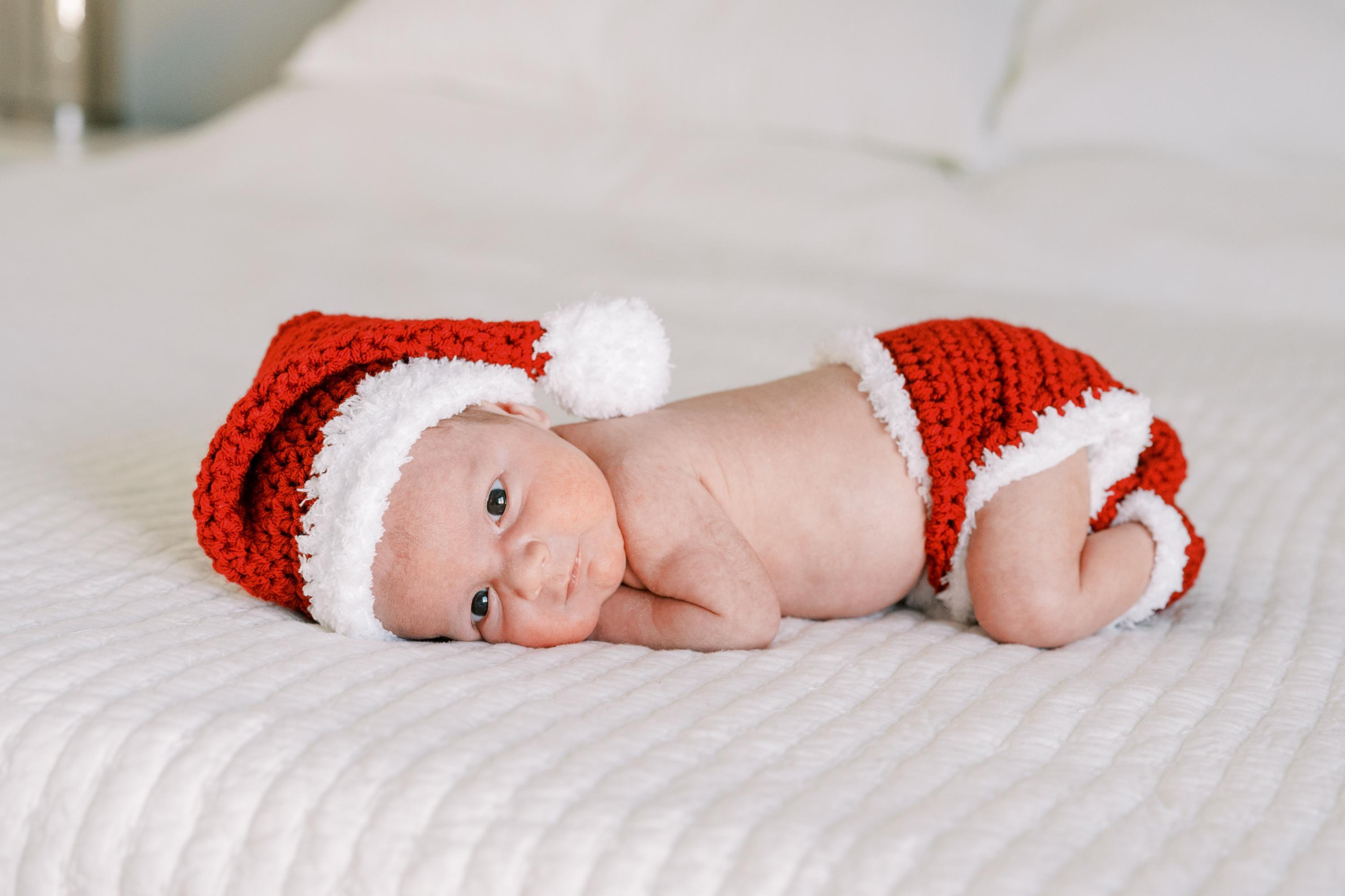 Baby Santa Outfit - Crochet Santa Hat and Diaper Cover - Baby Santa Set - Crochet Santa Outfit- First Christmas Outfit - Newborn Santa Set