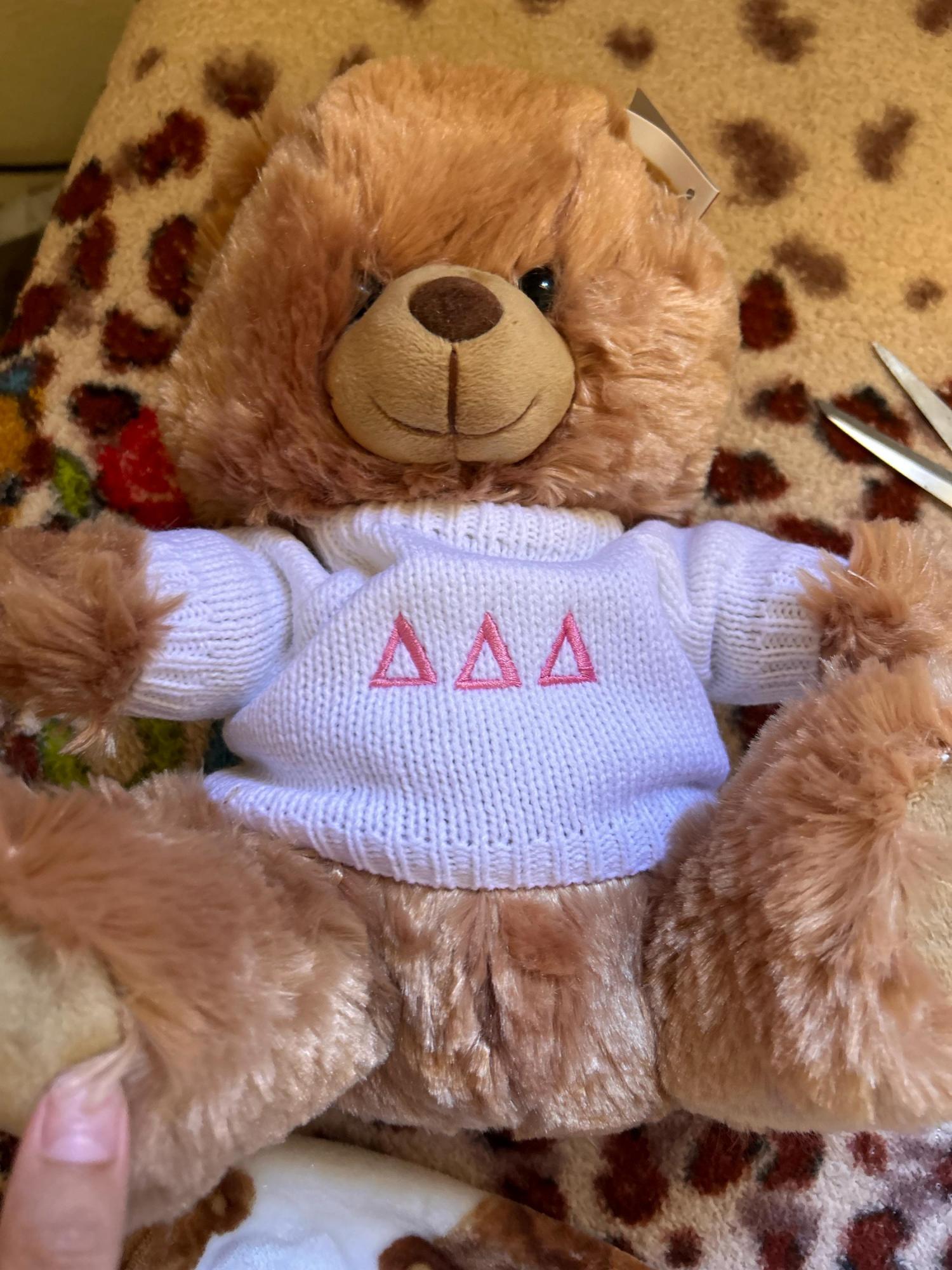Personalized Teddy Bear - Custom embroidered white knit sweater - Boyfriend/girlfriend gift - Baby shower - Very soft and cute! - Size 10"