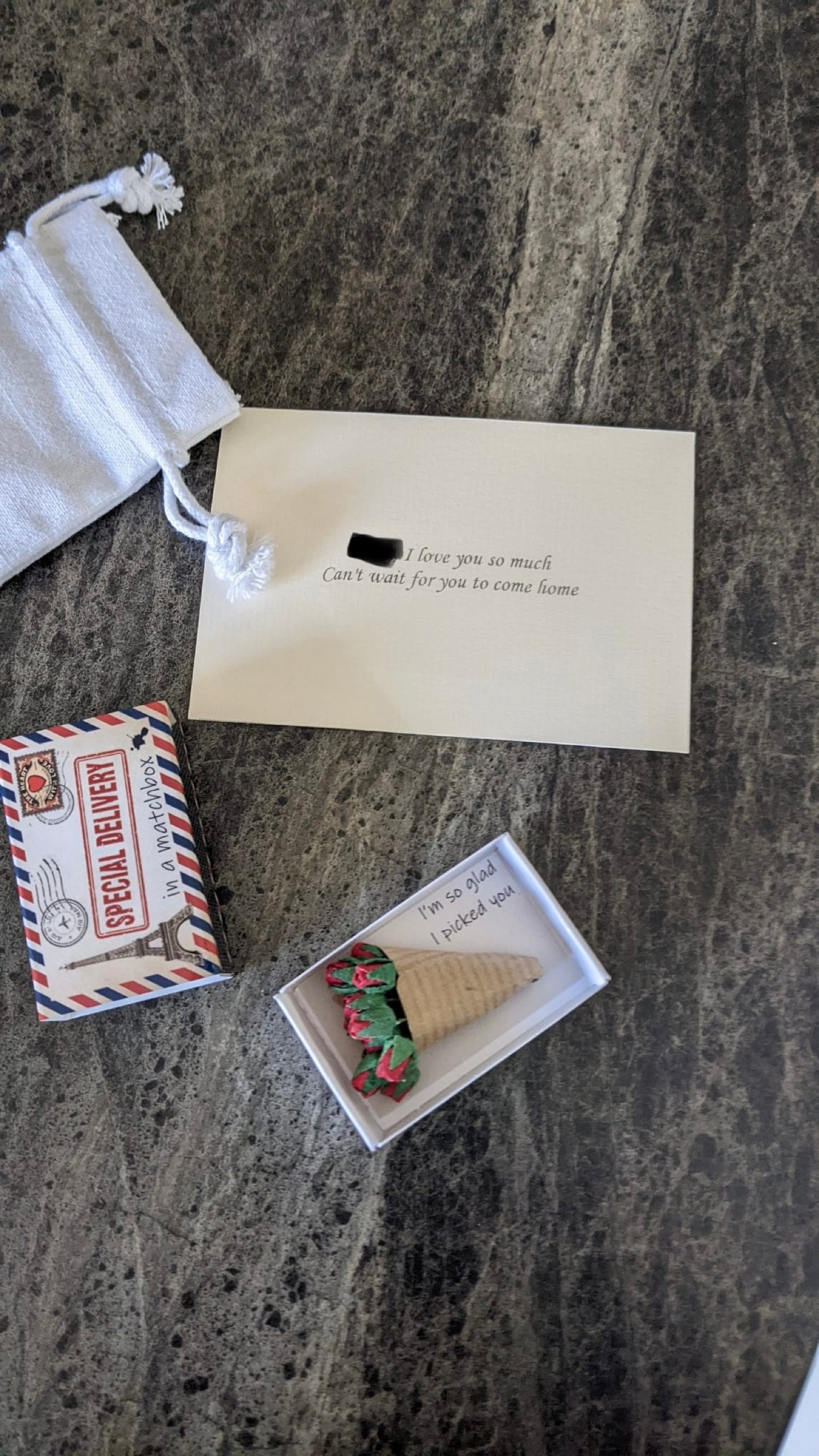 Special delivery A Dozen Red Paper Roses Miniature Bouquet In A Matchbox, Valentines Gift For Her, Alternative Valentines Card, Love Token,