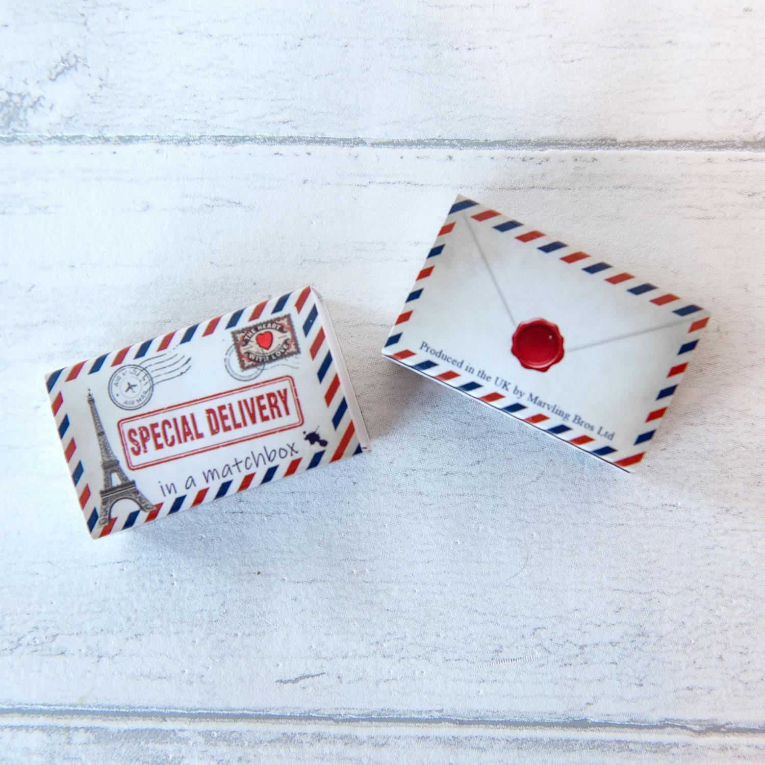 Special delivery A Dozen Red Paper Roses Miniature Bouquet In A Matchbox, Valentines Gift For Her, Alternative Valentines Card, Love Token,