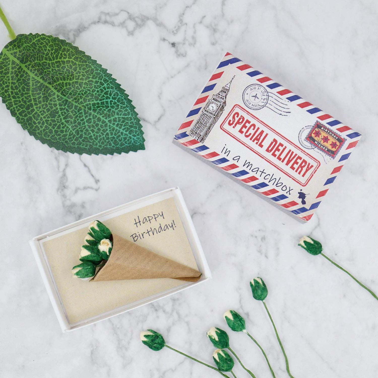 Special delivery A Dozen Red Paper Roses Miniature Bouquet In A Matchbox, Valentines Gift For Her, Alternative Valentines Card, Love Token,