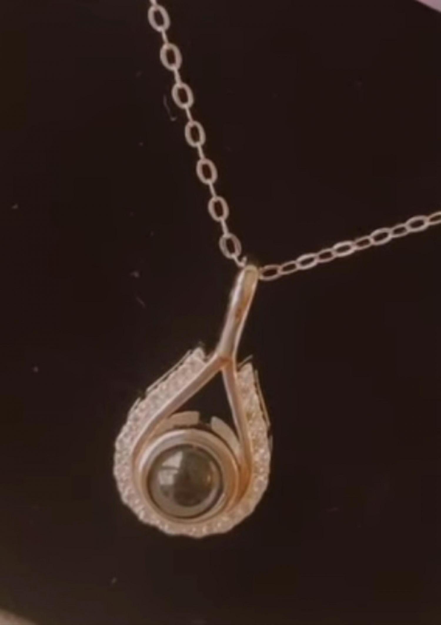 Projection Necklace, Memorial Necklace in Gold Silver, Customized Projection Necklace with Picture, Photo Projection Necklaces,Birthday Gift