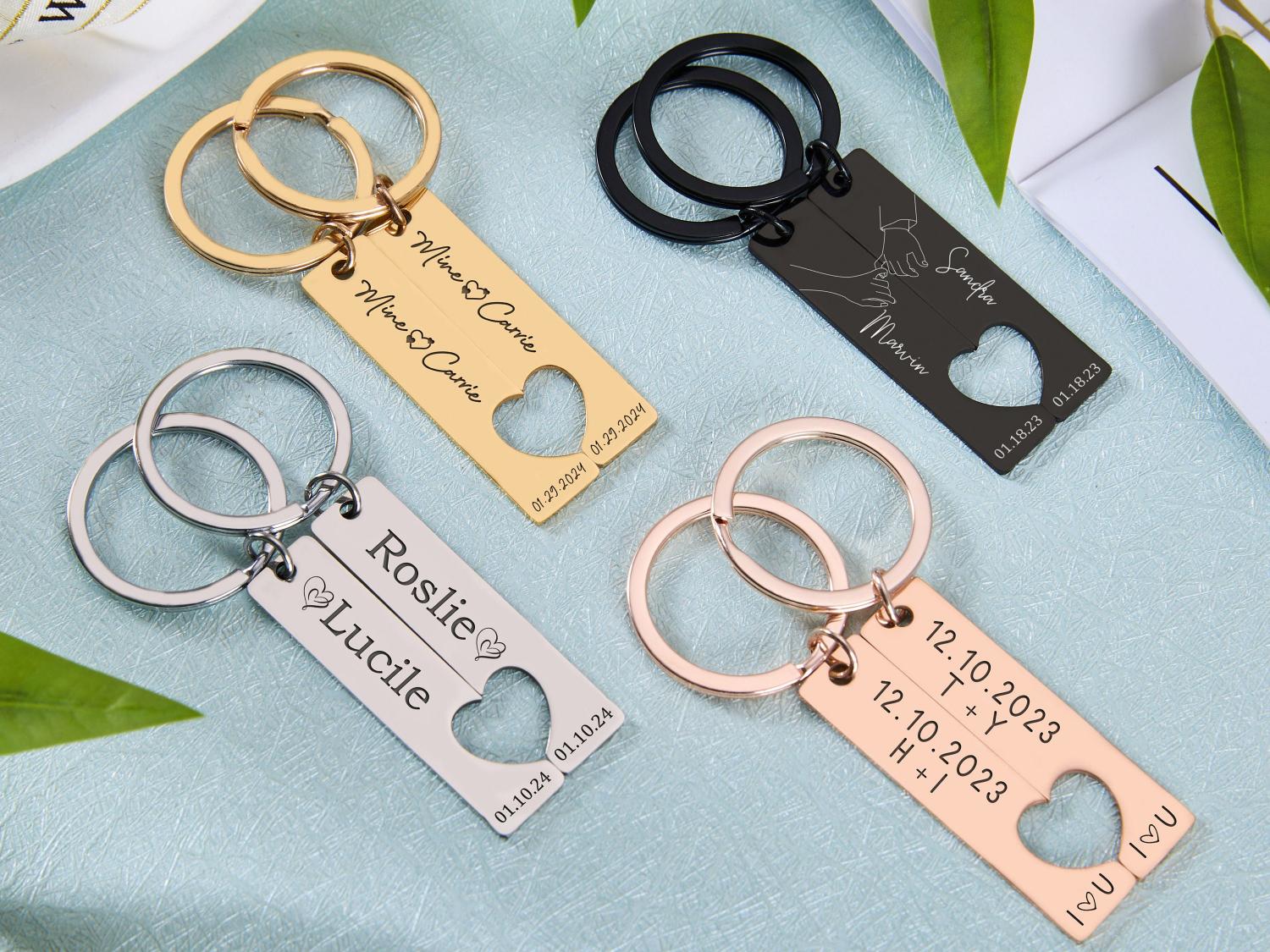 Personalized 2 Pcs Matching Couple Keyring Couple Keychain Set Custom Heart Keychain Gift For Him Valentine's Day Gift For Boyfriend/Husband