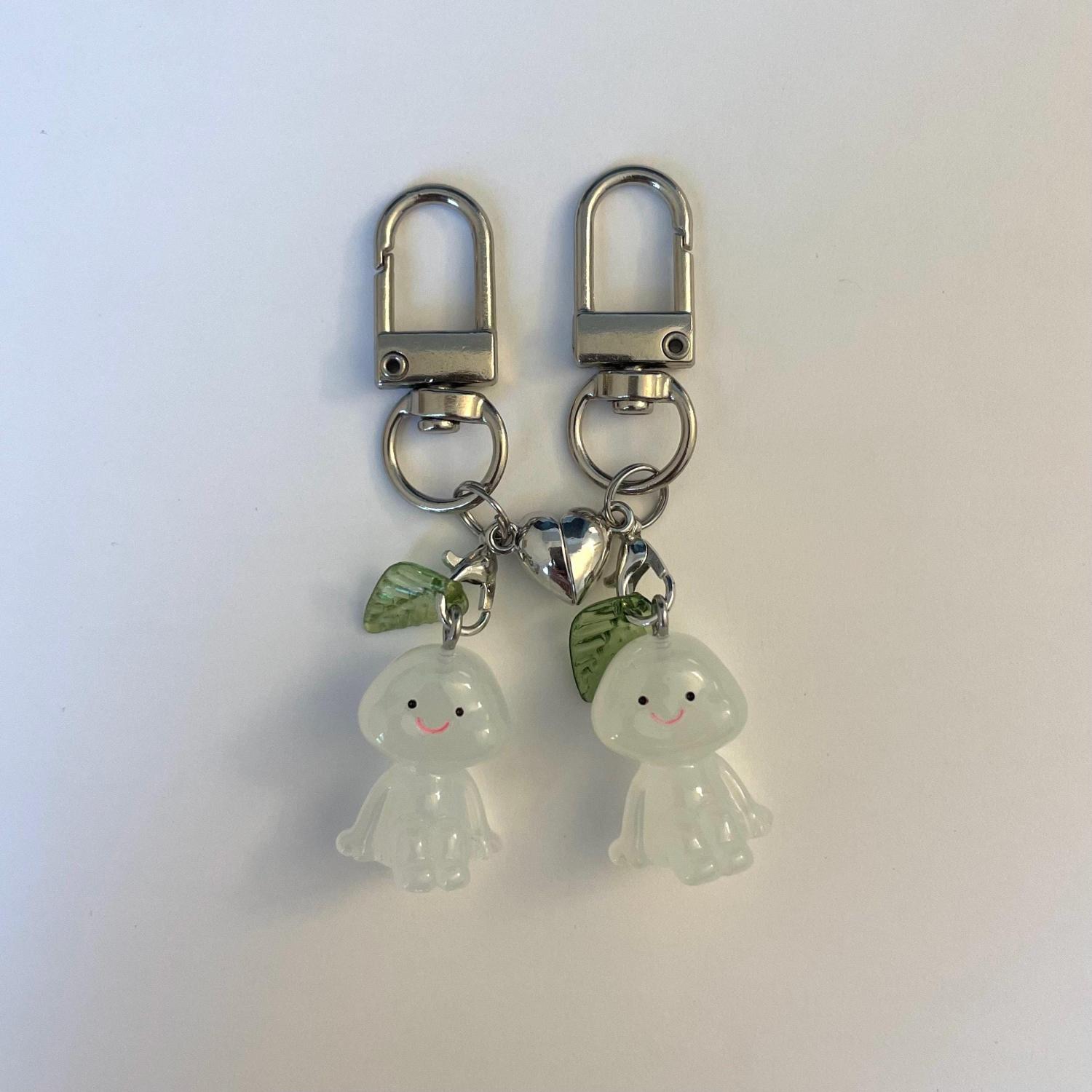 Custom Initial Magnetic Matching Man Keychain, Glow in the Dark Figure Duo Set, Cute Gifts for Best Friend, Him, Her, Boyfriend, Girlfriend