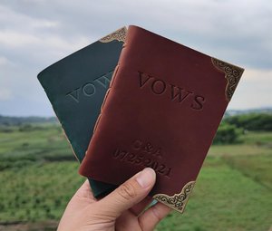 Leather Vow Book, Personalized Wedding Vow Books Set of 2, Customized Wedding Vows keepsake. Personalized Gift, Bride and Groom Vows