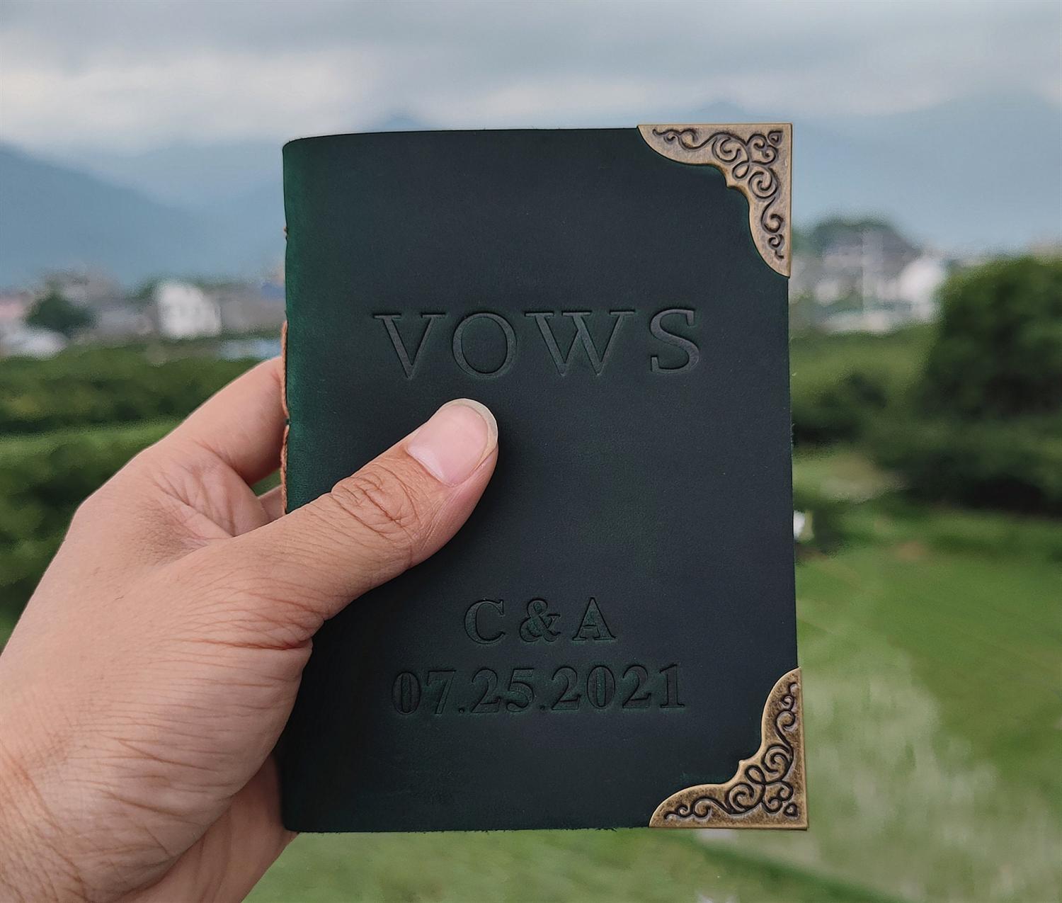 Leather Vow Book, Personalized Wedding Vow Books Set of 2, Customized Wedding Vows keepsake. Personalized Gift, Bride and Groom Vows