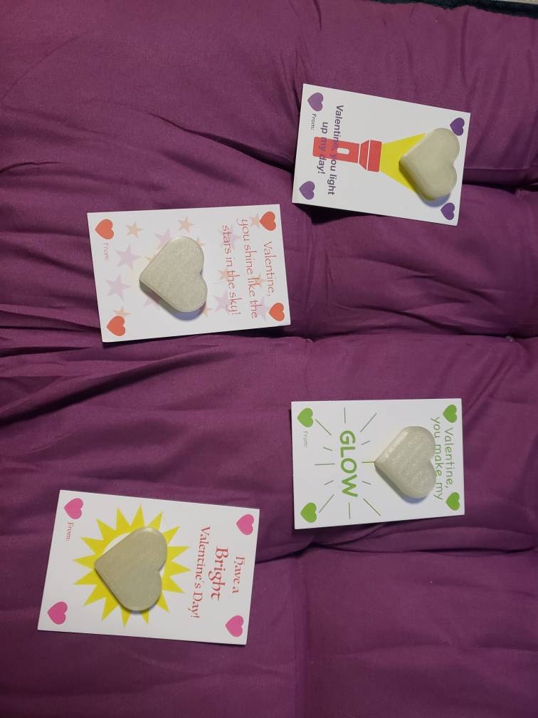 Valentine Cards with Glow in the Dark Heart Shakers, Glow Valentine Card, Light up Valentine, Valentines with Toys, Valentines with Gifts