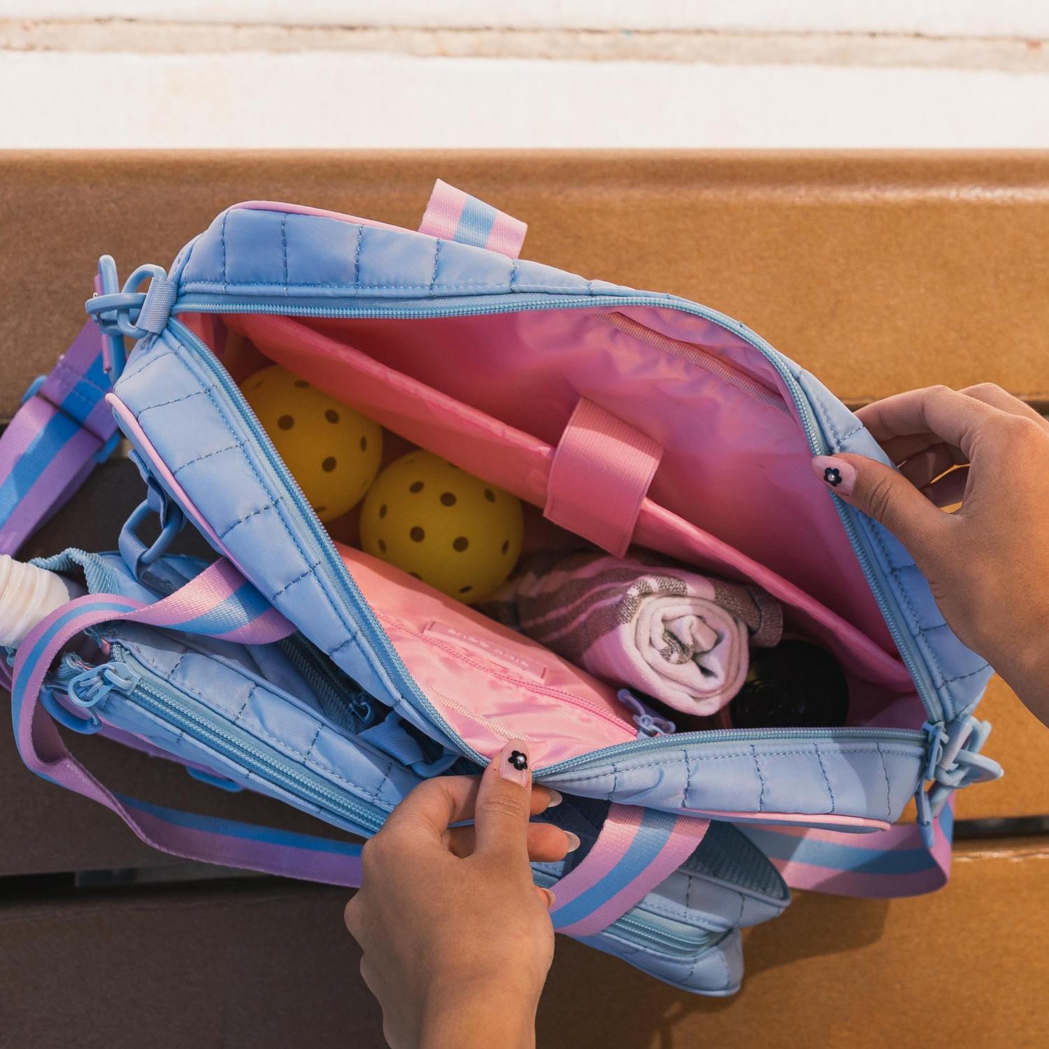 Striped Pickleball Bag: Detachable Paddle Holder, Women's Sports Duffel