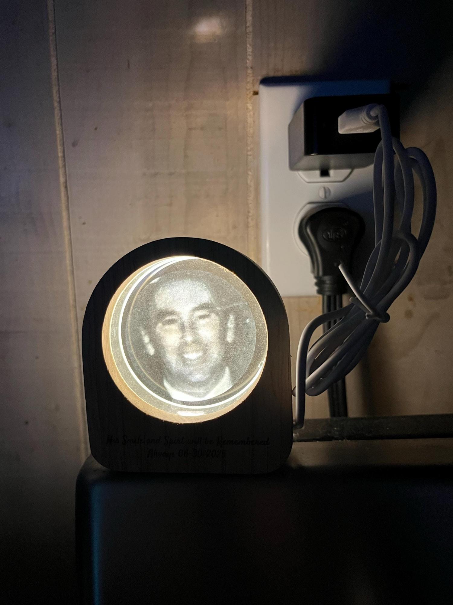 Personalized 3D Crystal Photo Portrait LED, Engraved Crystal Photo Night Light, Crystal Photo Cabin LED, Family Photo Gift, Christmas Gift