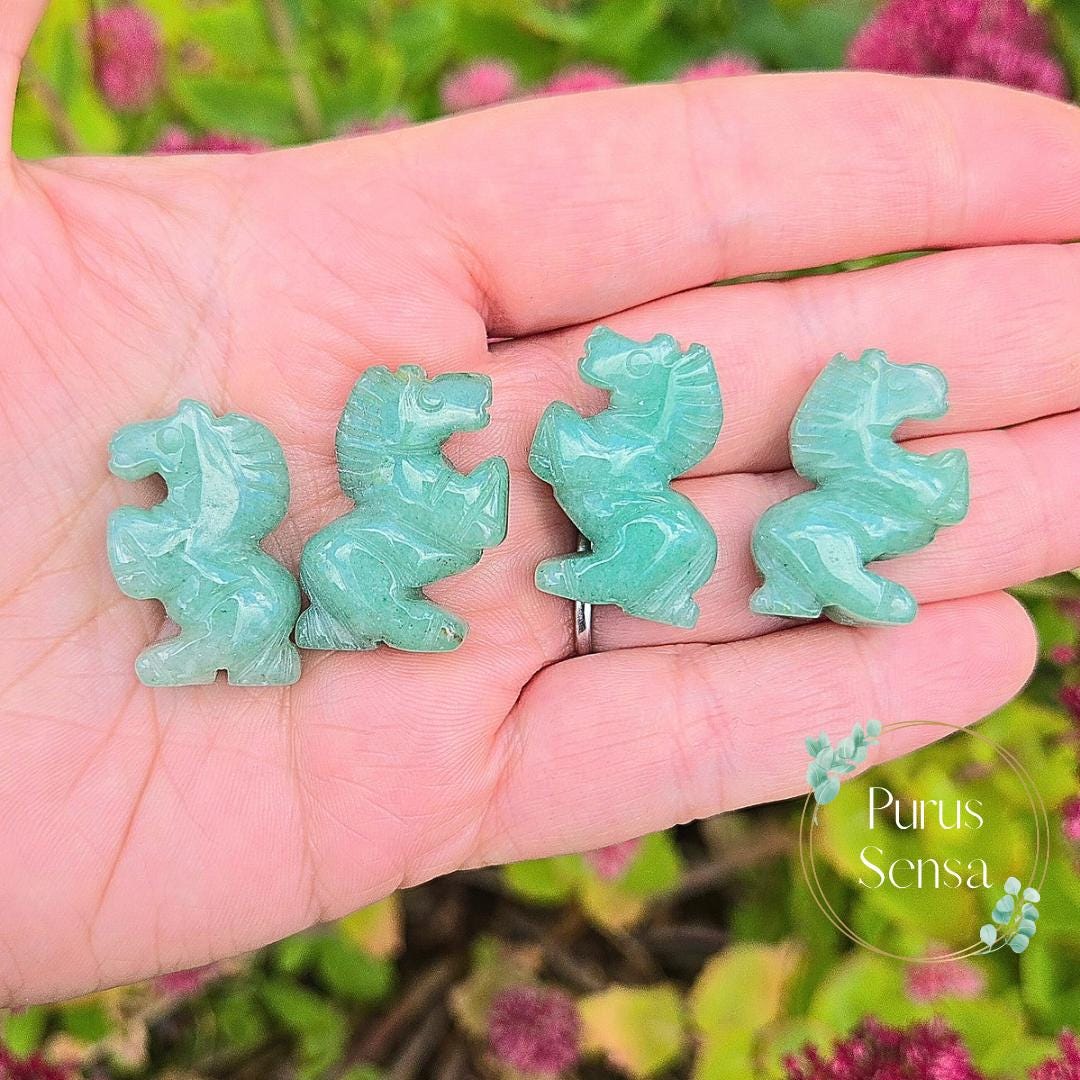 Chinese New year horse gift. Crystal horse. 2026 year of the horse. Good luck gift for new year