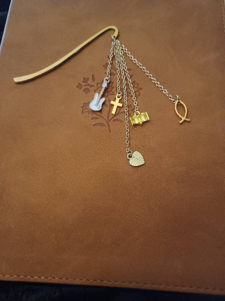 Customized Charm Bible Book Mark Personalized Bible Accessories Holy Communion Gift Girl Birthday Christian for Women Baptism Bookmark