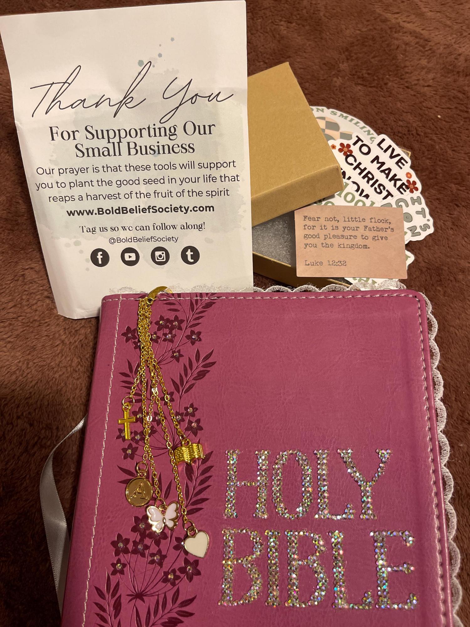 Customized Charm Bible Book Mark Personalized Bible Accessories Holy Communion Gift Girl Birthday Christian for Women Baptism Bookmark