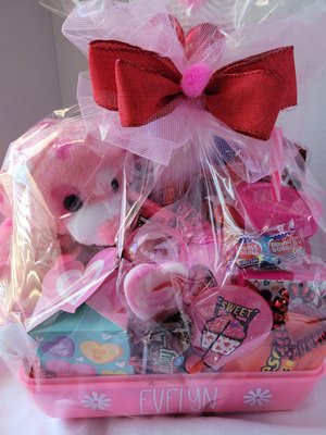 Girl personalized  gift basket, getwell basket for girl, personalized caboodle, happy birthday gift for girl,