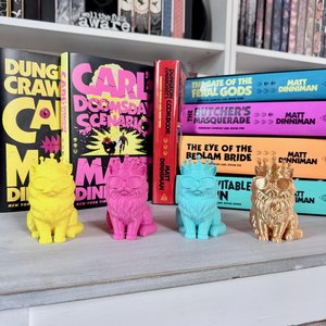 Princess Donut Library Decor Bookshelf, DCC figurine, Book Lover Gift, 3d Printed, LitRPG Collectible