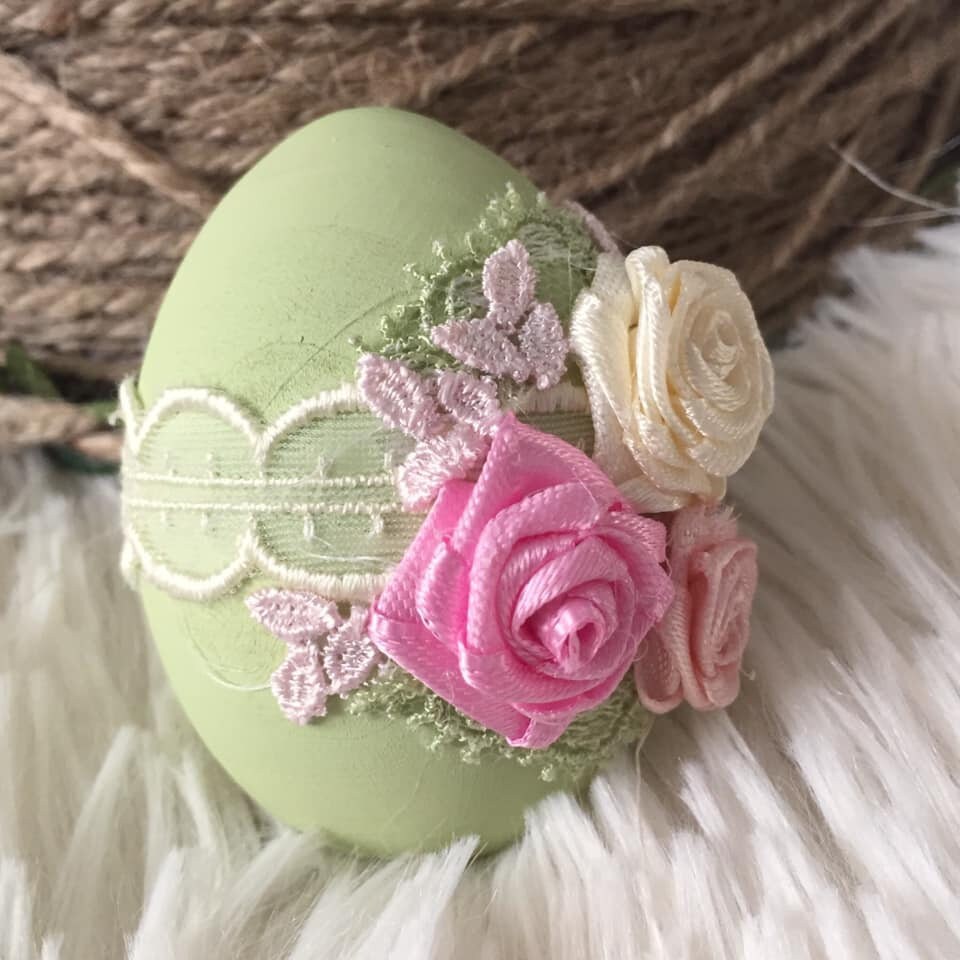 Shabby chic easter eggs Wooden eggs Easter basket ideas Decorated eggs