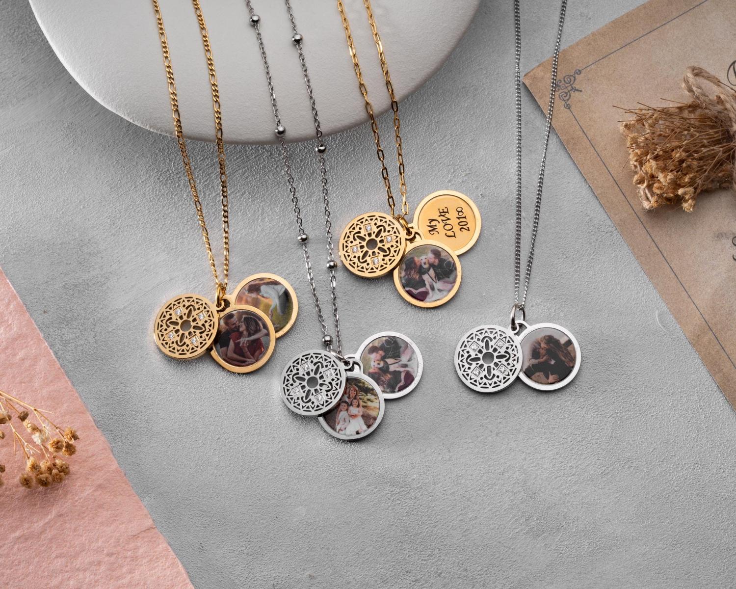Custom Locket Necklace with Photo, Personalized Photo Pendant, Engravable Memorial  Jewelry, Mothers Day Gift for Her
