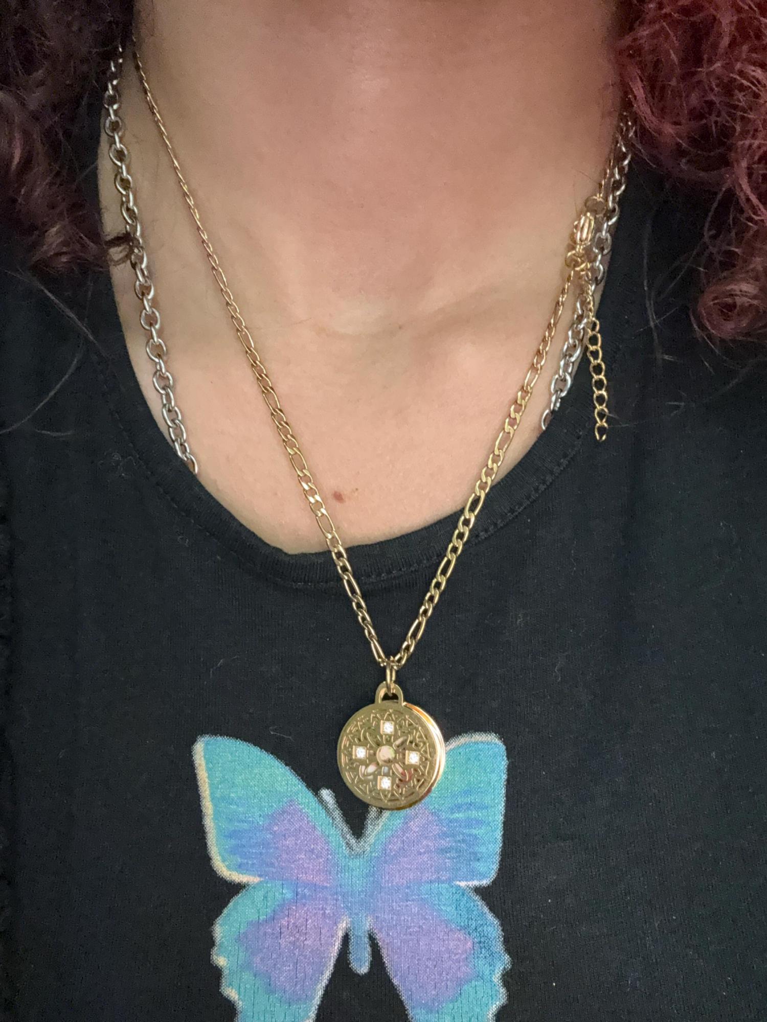 Custom Locket Necklace with Photo, Personalized Photo Pendant, Engravable Memorial  Jewelry, Mothers Day Gift for Her